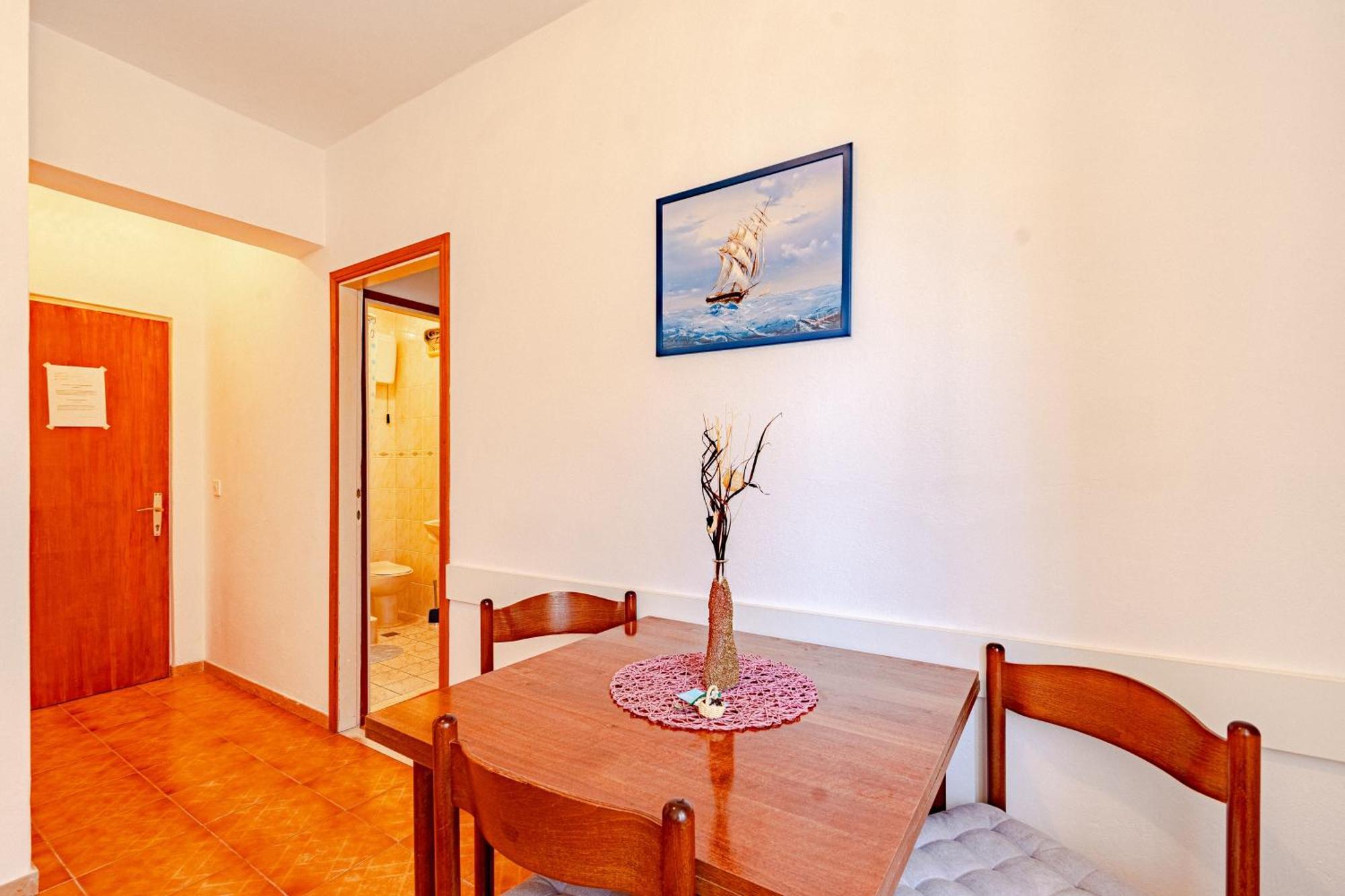 Apartments And Rooms With Parking Space Mali Ston Rom bilde